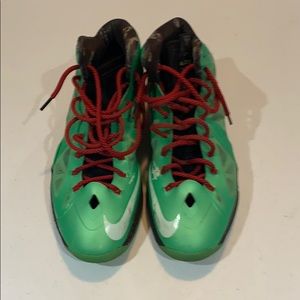 LeBron 10 Cutting Jade
